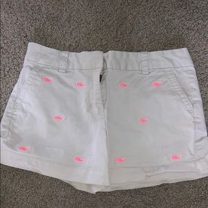 white vineyard vines shorts